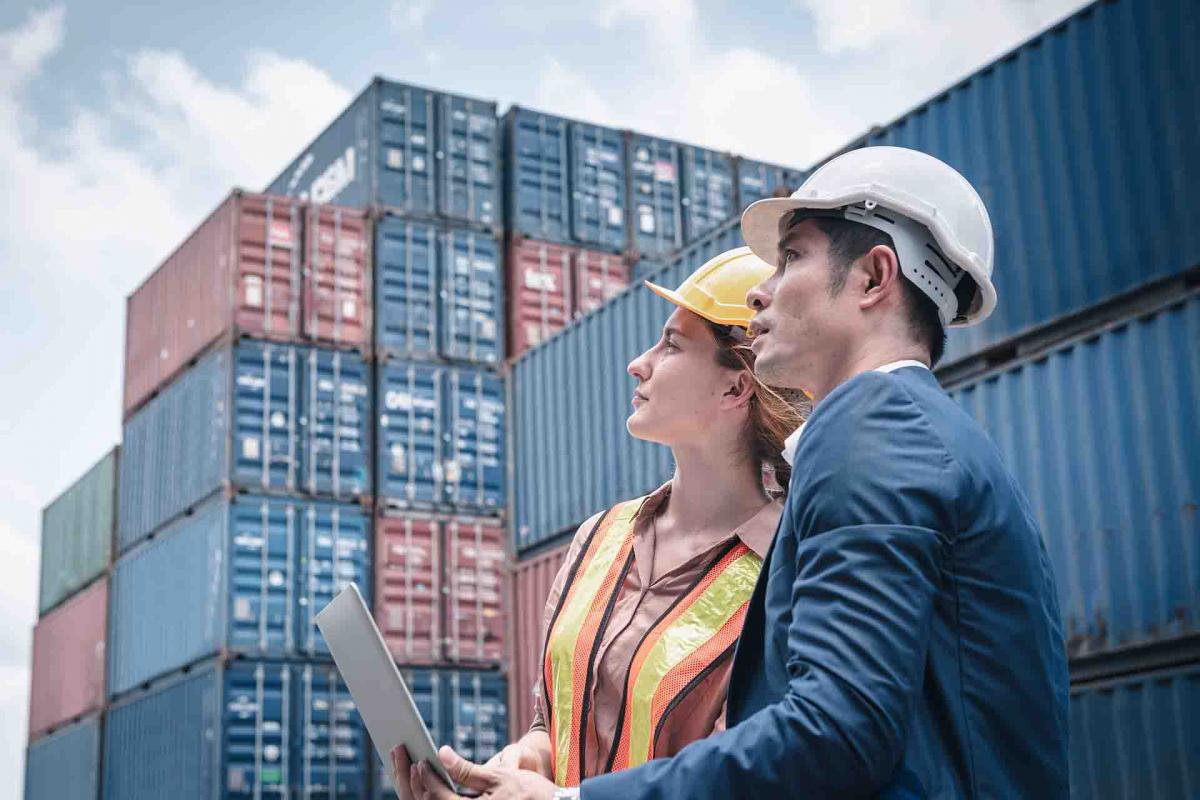 ¿Qué son las líneas de financiación Import-Export y qué ventajas ofrecen?