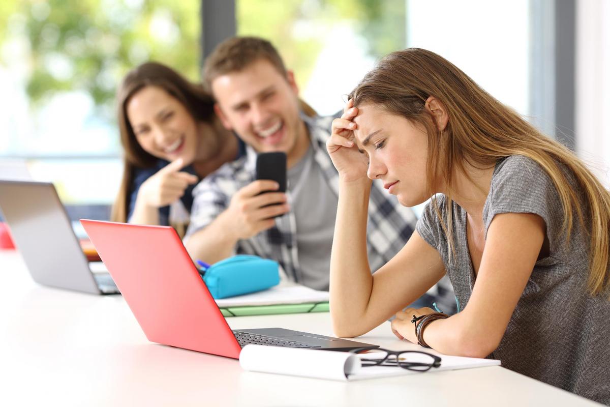 Consejos para educar a tus hijos frente al ciberacoso