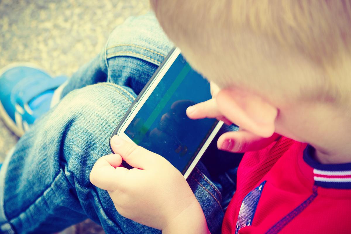 Cómo educar a los niños para usar la tecnología de forma correcta