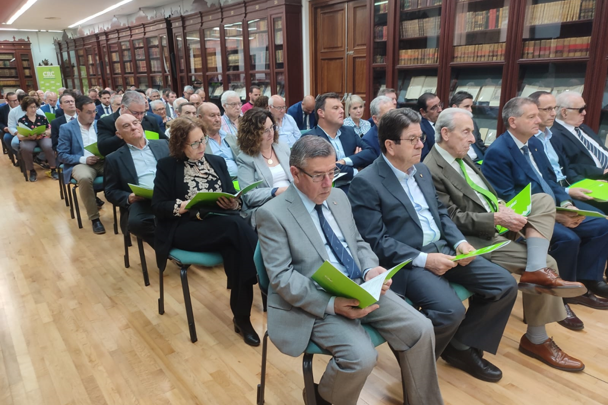 La Asamblea General de Socios de CRC  aprueba por unanimidad las cuentas del ejercicio del 2022 presentadas por el presidente, Manuel Ruiz, y el director general, José Víctor Guillén.
