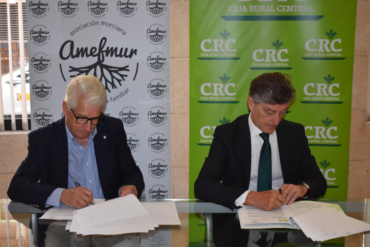 Amefmur y Caja Rural Central refuerzan su colaboración para potenciar el desarrollo de las empresas familiares de la Región