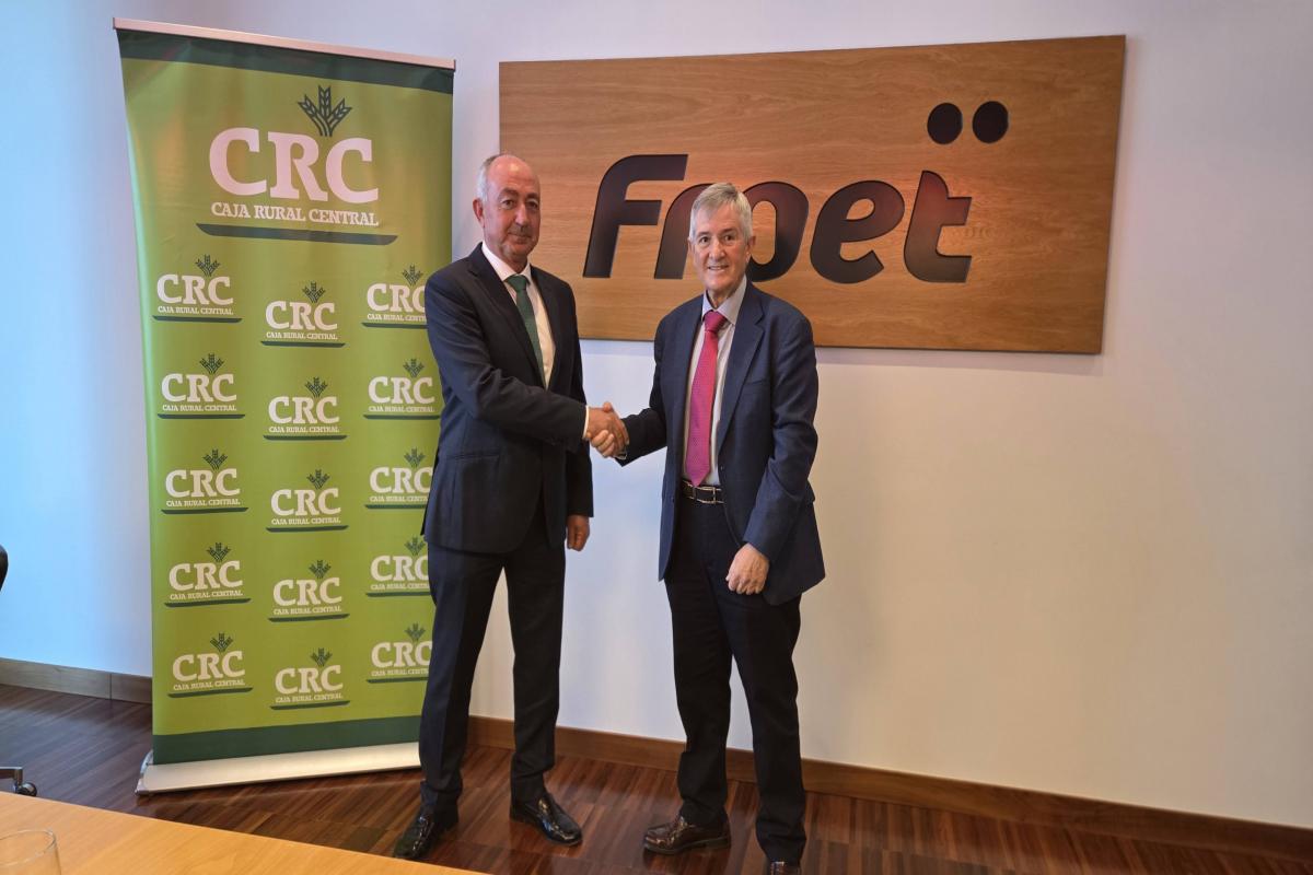 Firma acuerdo de colaboración FROET y CRC