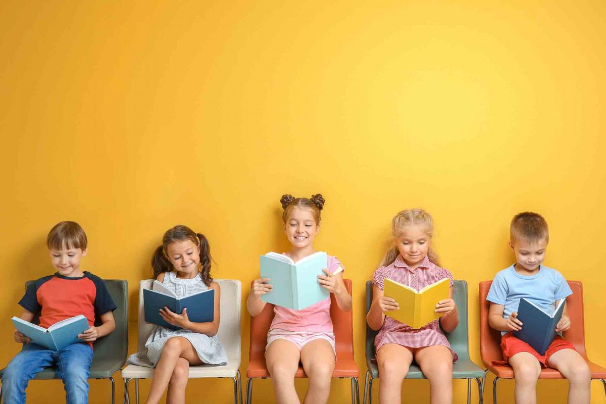 ¿Sabes qué ayudas puedes solicitar para comprar los libros de texto esta vuelta al cole? ¿Sabes qué ayudas puedes solicitar para comprar los libros de texto esta vuelta al cole?