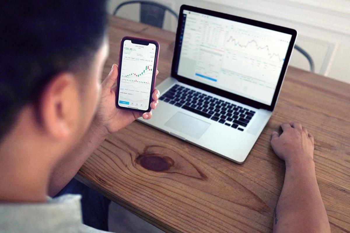 ¿Quieres invertir tus ahorros? Busca orientación profesional para ti ¿Quieres invertir tus ahorros? Busca orientación profesional para ti