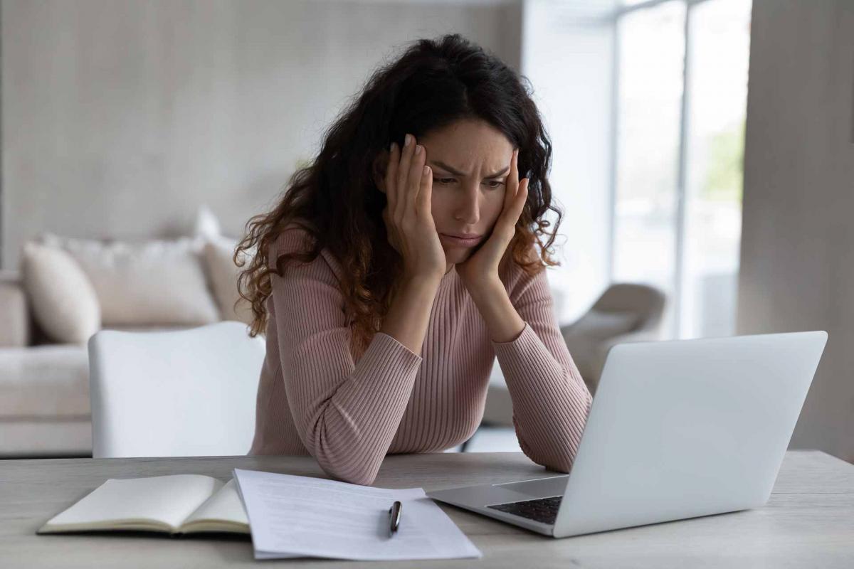 Reconoce el estrés financiero y aprende a deshacerte de él Reconoce el estrés financiero y aprende a deshacerte de él