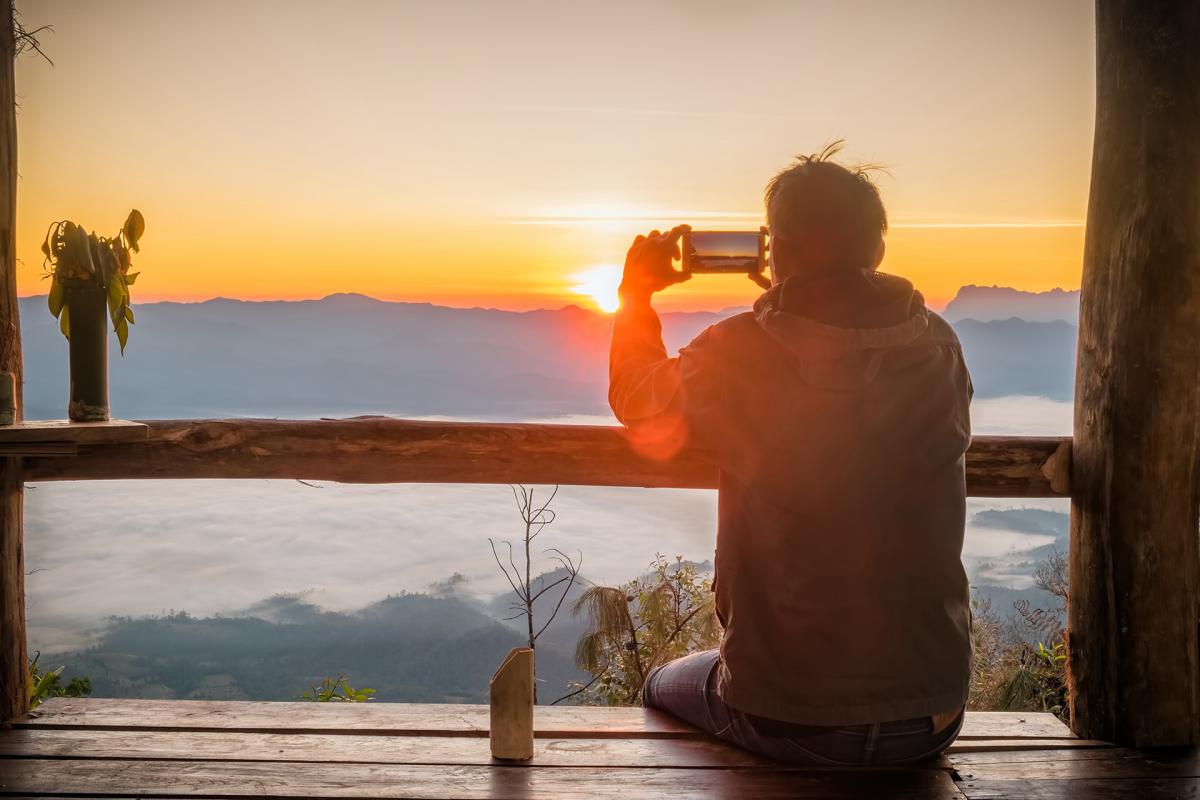 Las mejores apps para editar fotos con el móvil y parecer un fotógrafo profesional Las mejores apps para editar fotos con el móvil y parecer un fotógrafo profesional