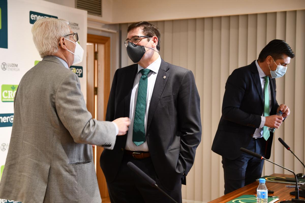 Las cooperativas alicantinas Grupo Enercoop y Caja Rural Central firman una alianza para producir y comercializar energía Las cooperativas alicantinas Grupo Enercoop y Caja Rural Central firman una alianza para producir y comercializar energía