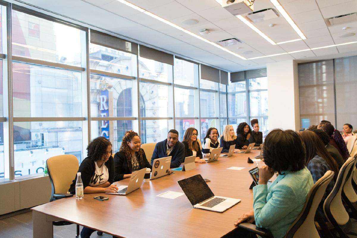 Reuniones efectivas: guía práctica para decidir mejor